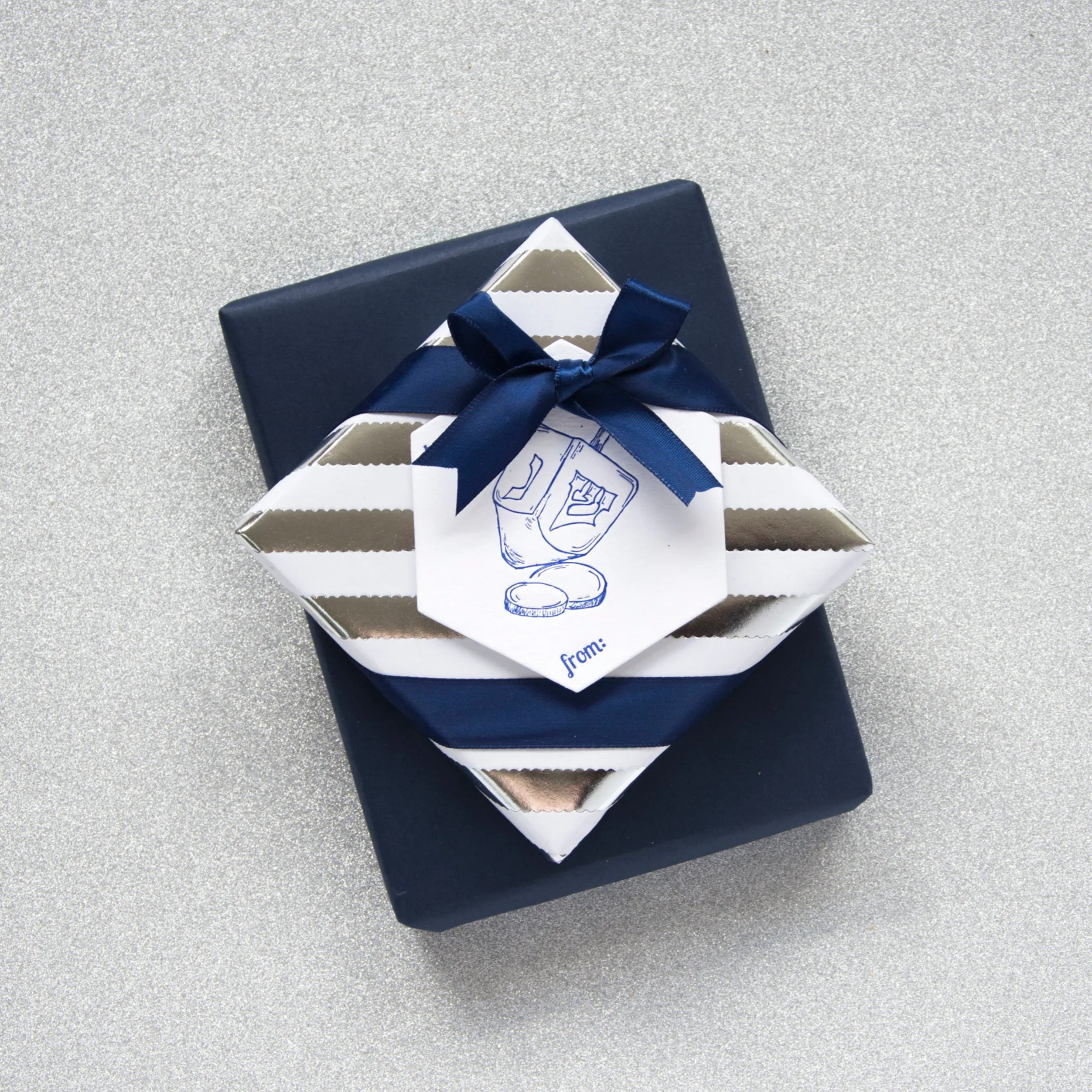 PGT_T135_Stylized_HautePapier.jpg