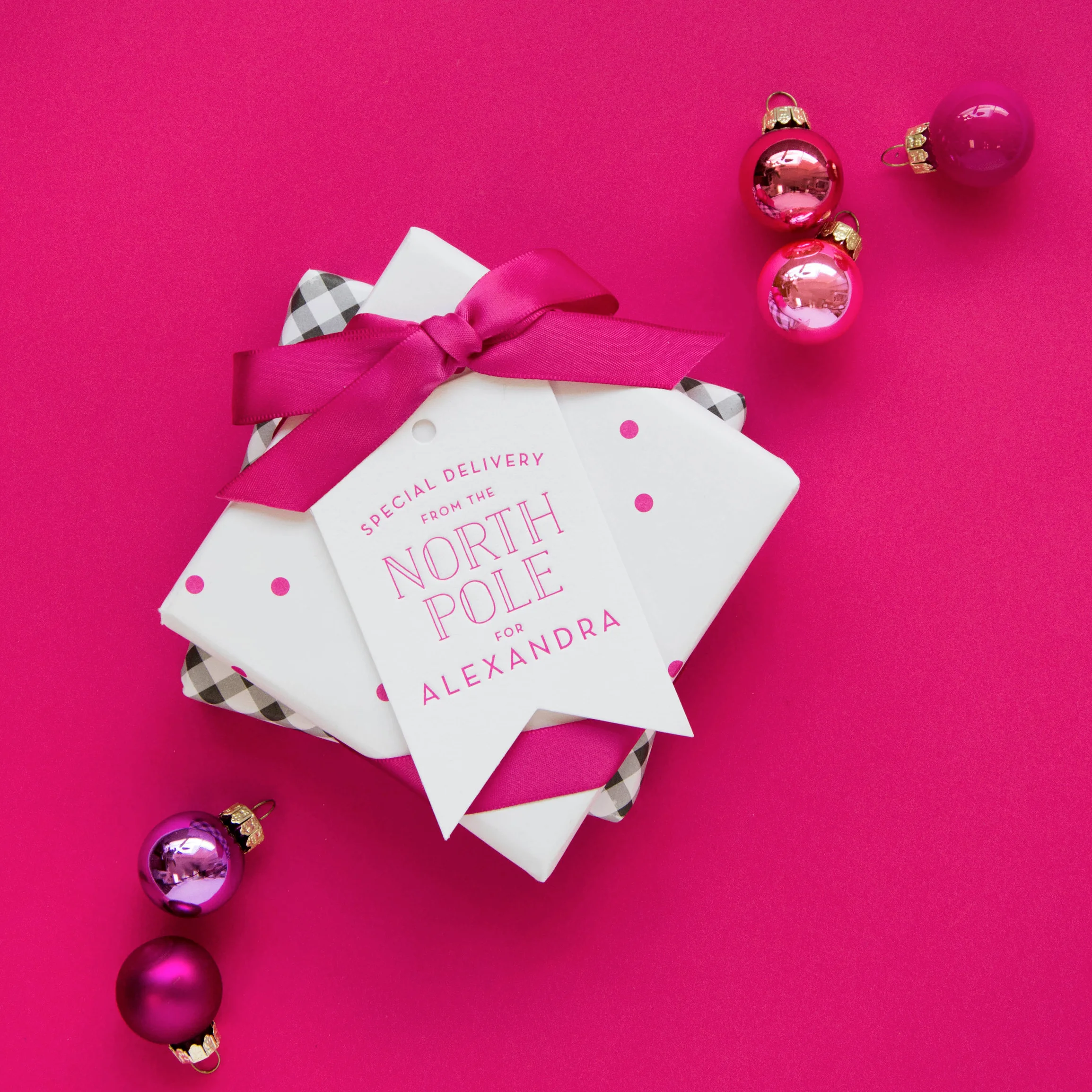 PGT_T193_Stylized_HotPink_HautePapier.jpg