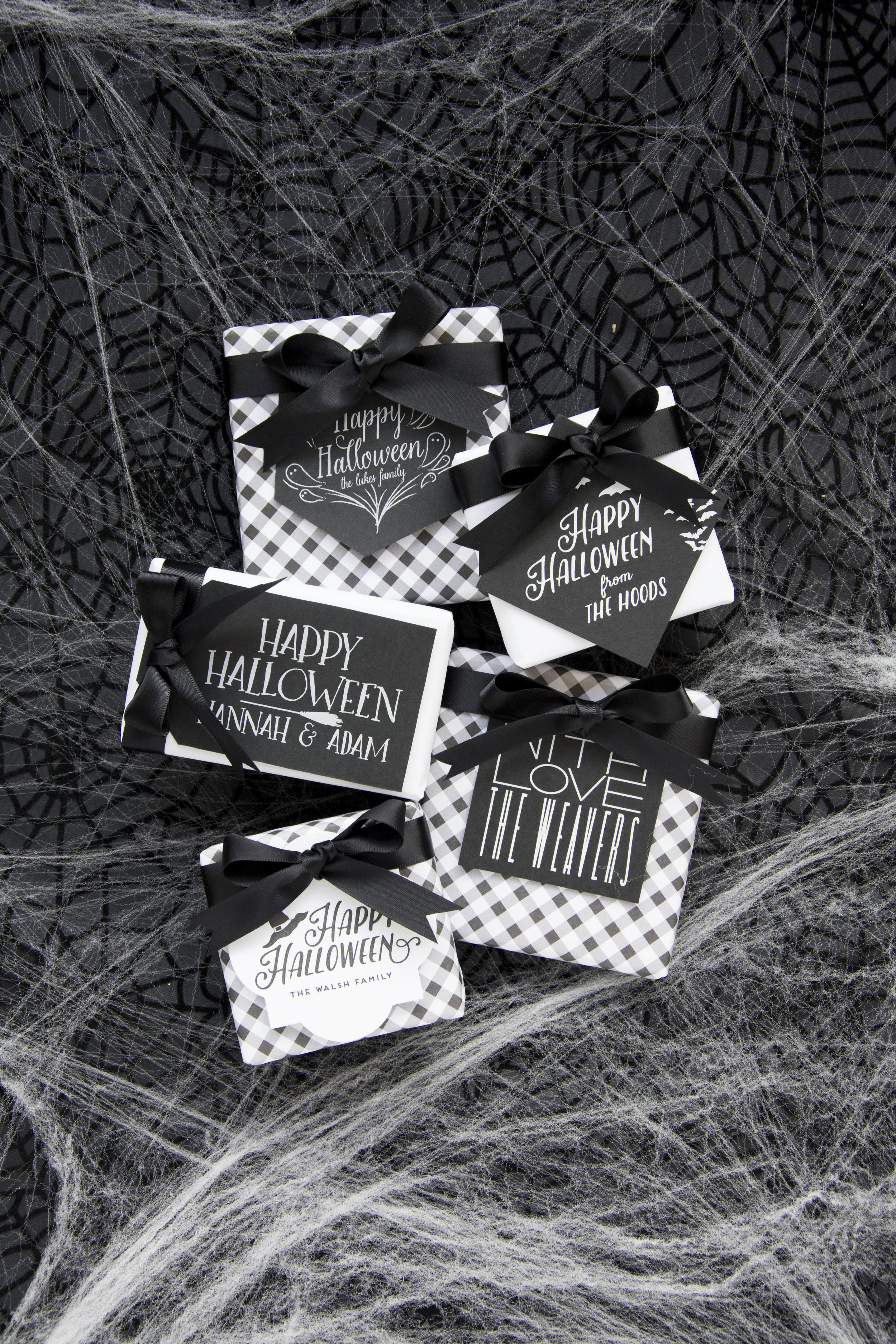 PGT_Halloween_Assorted_Stylized_BlackWhite_Spiderwebs_Hautepapier.JPG