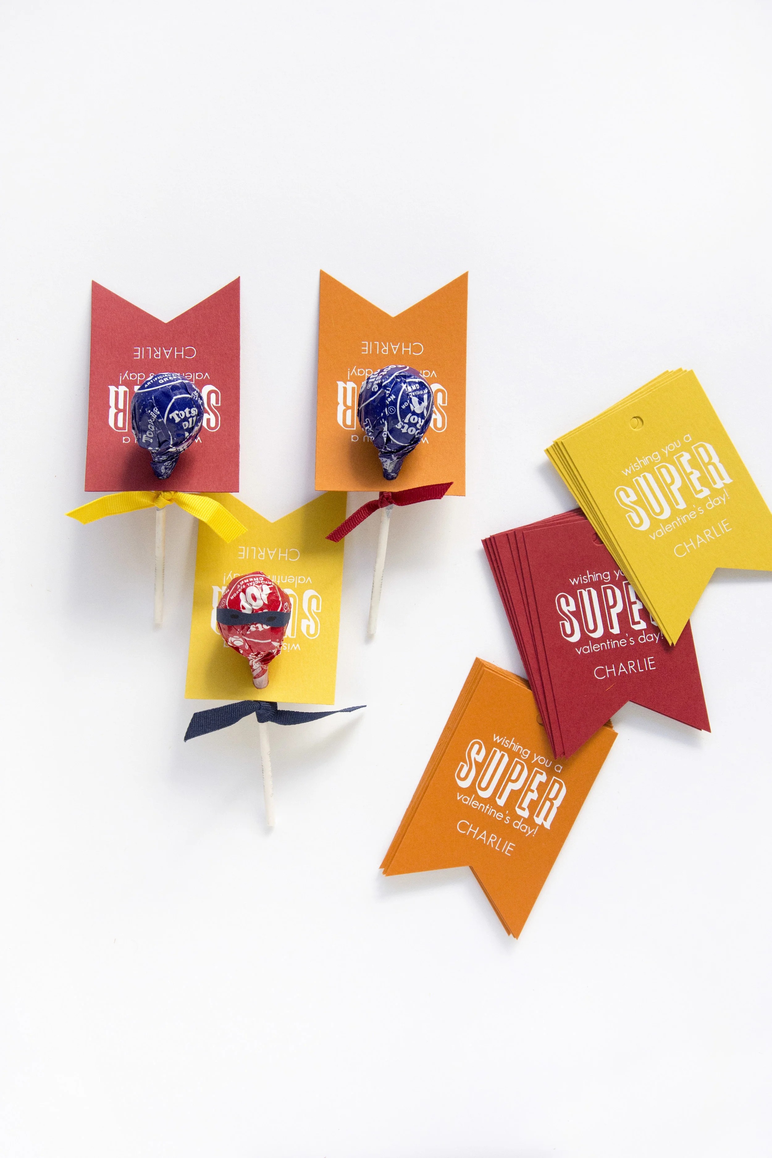 PGT_T318_Stylized_Lollipops2_HautePapier.JPG