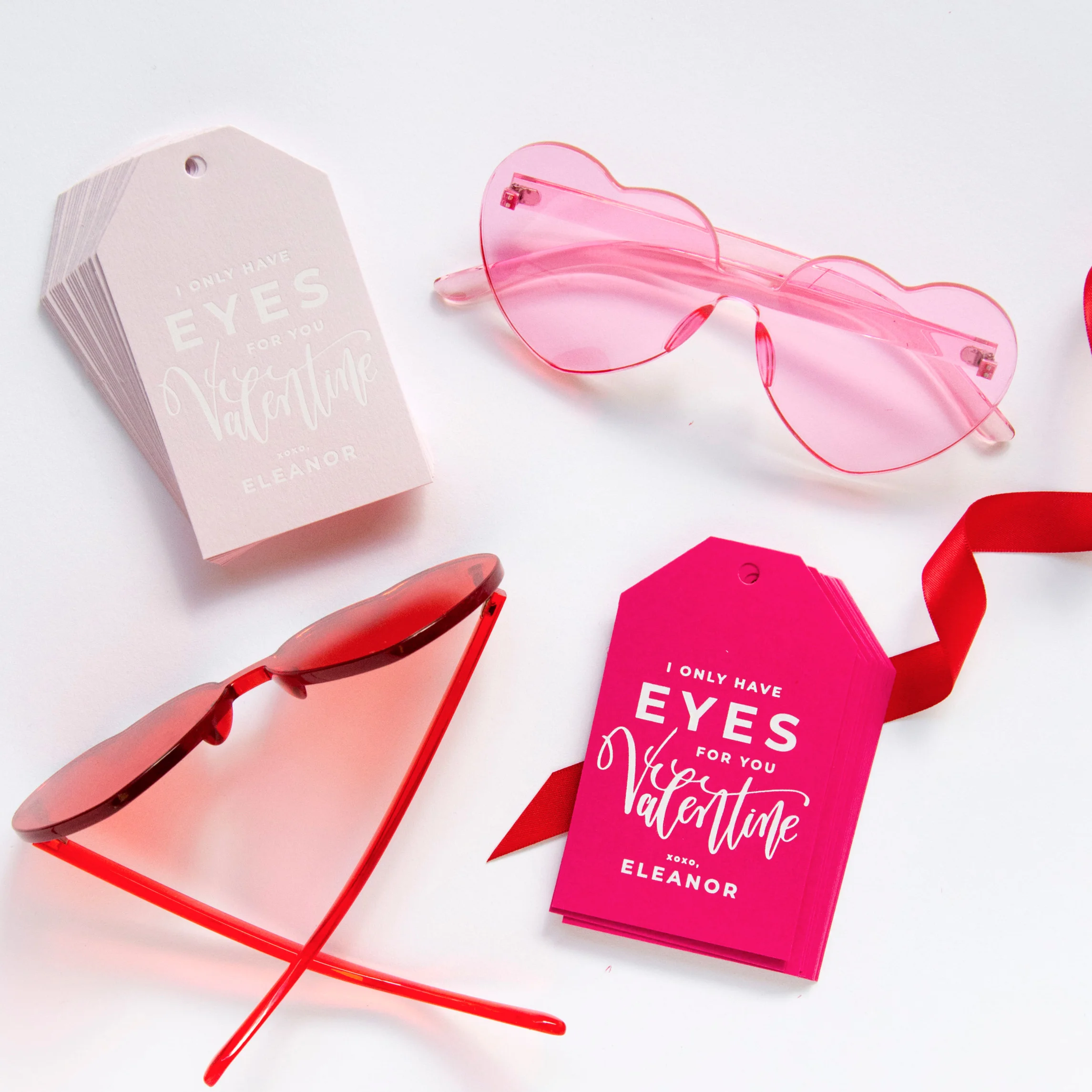 PGT_T320_Stylized_HeartGlasses_Valentine3_HautePapier.jpg