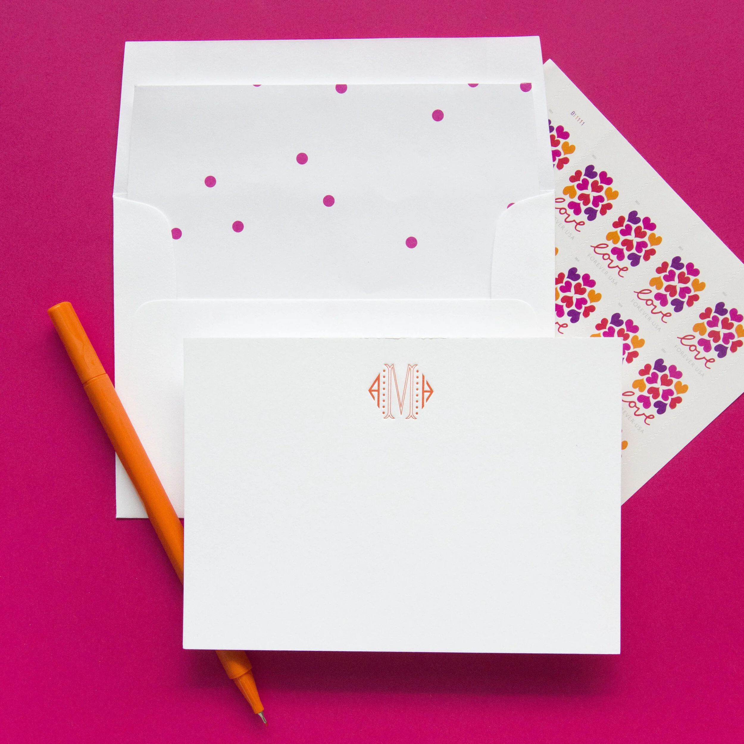 PS_M225_Stylized_HotPink_HautePapier_4x4.jpg