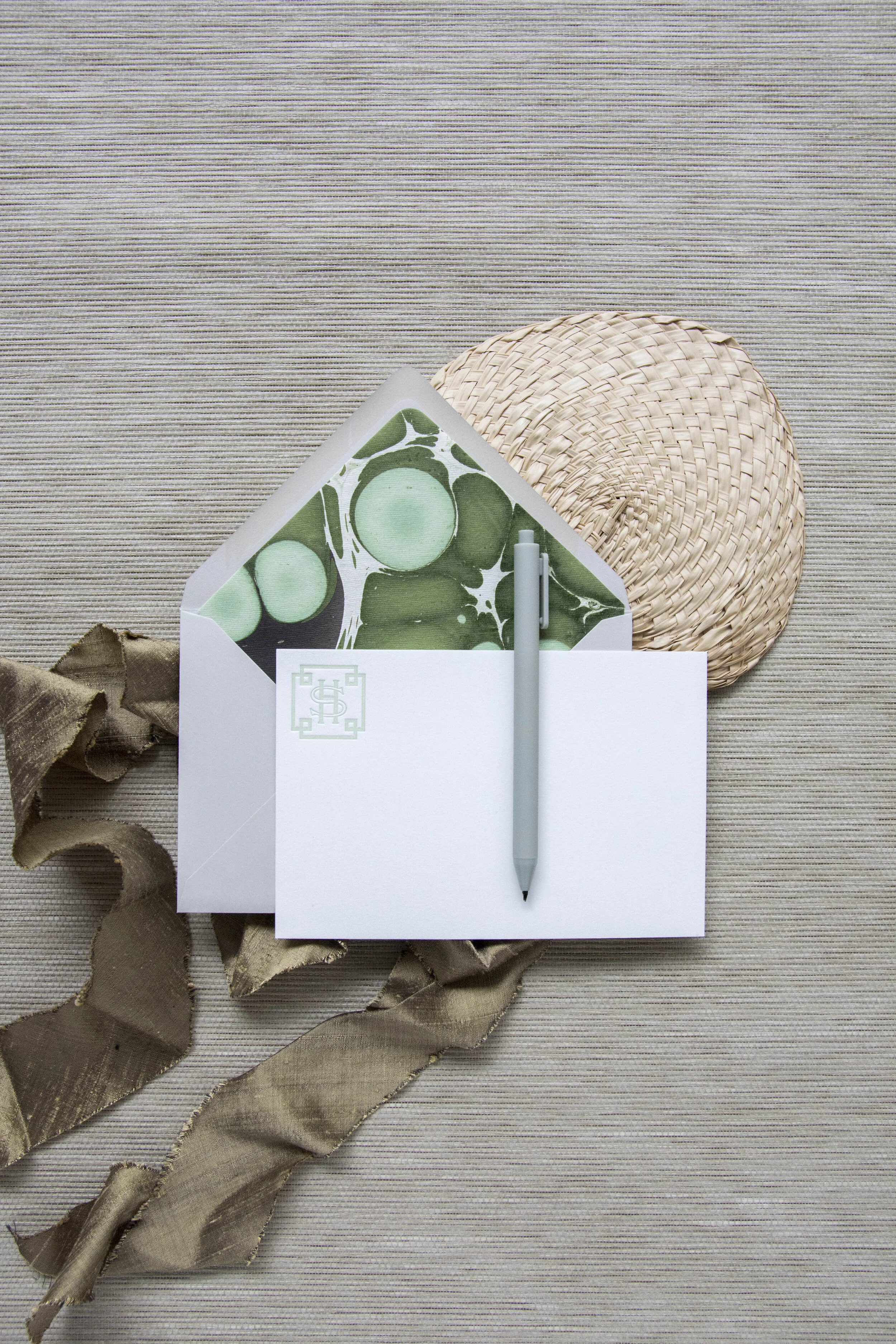N&E_M88_L380_Stylized_IslandFan_HautePapier.JPG