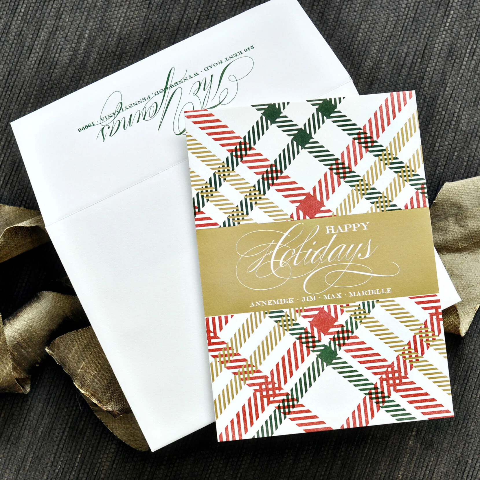 Holiday_Annemiek_Stylized_HautePapier.jpg