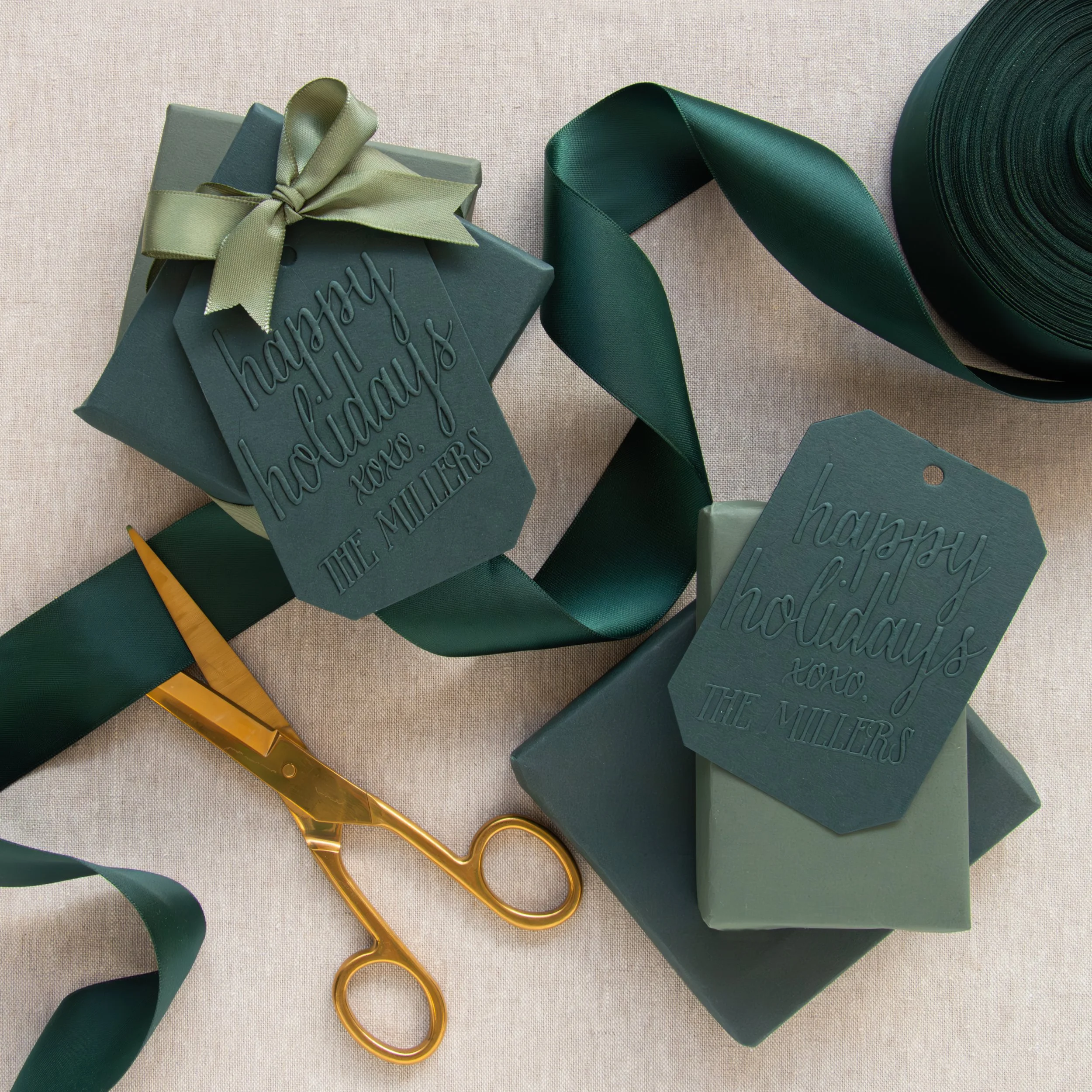 PGT-T504_Embossed_Holly_Gem_1_4x4.jpg