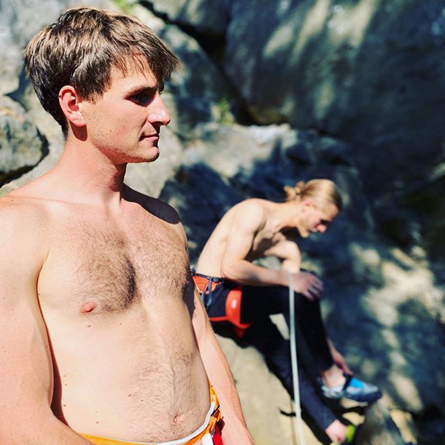 Huge burns last weekend at #rumney. Wish I was going back this weekend, but there&rsquo;s other things rocks to climb on. Til next time. @cornnnnns @crimpin_aint_eazy @thechro