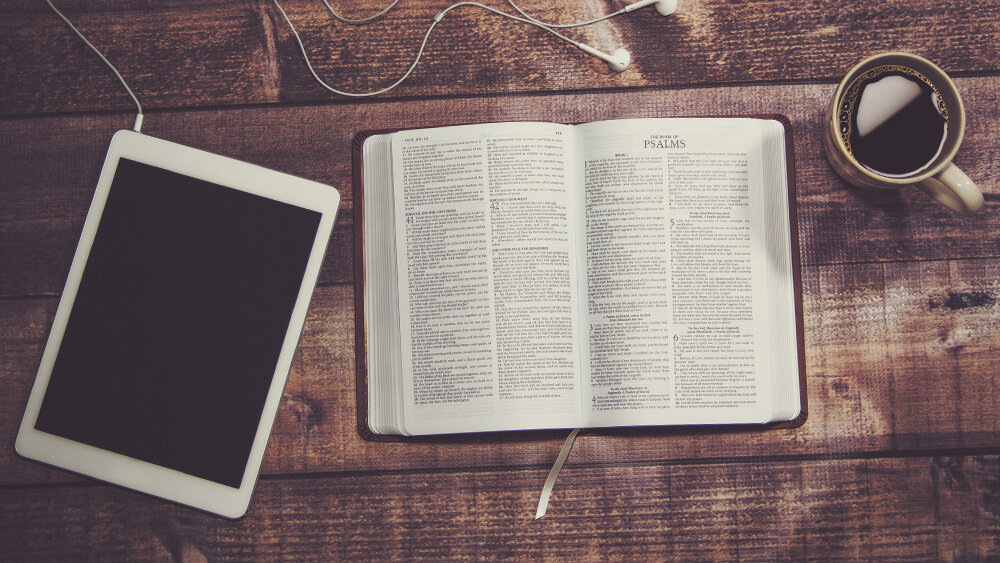 Electrónica o Biblia — EB Enfoque Bíblico / Focus