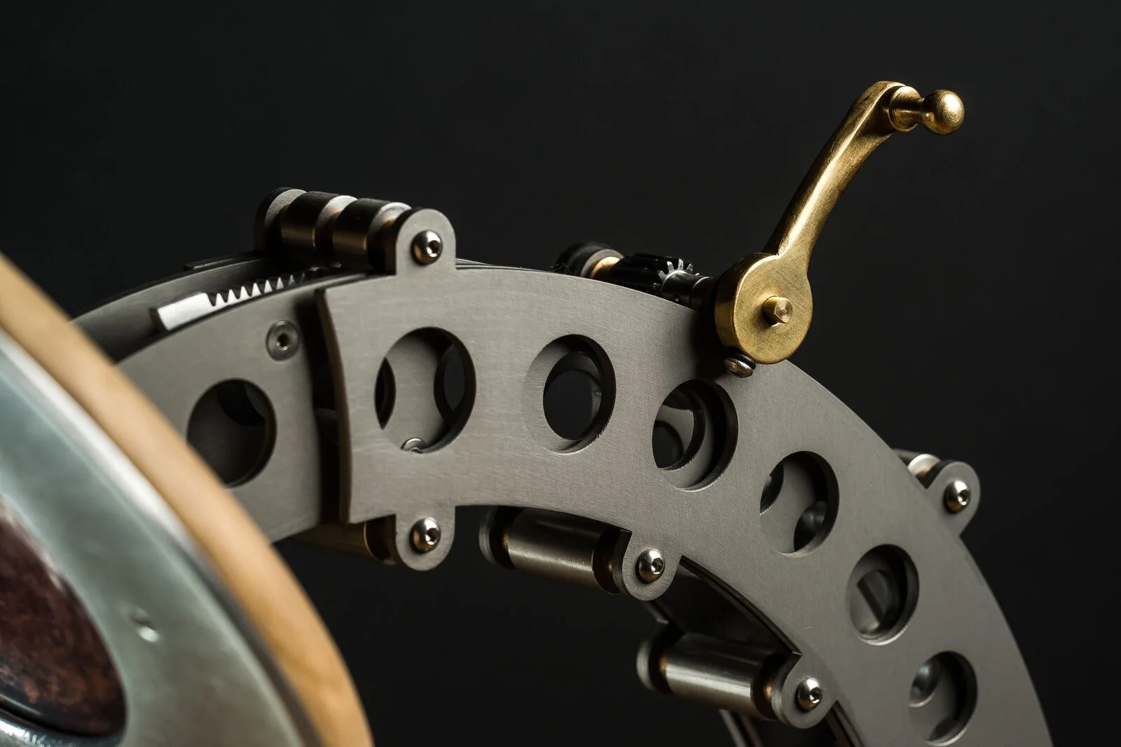 Close-up of handle.jpg