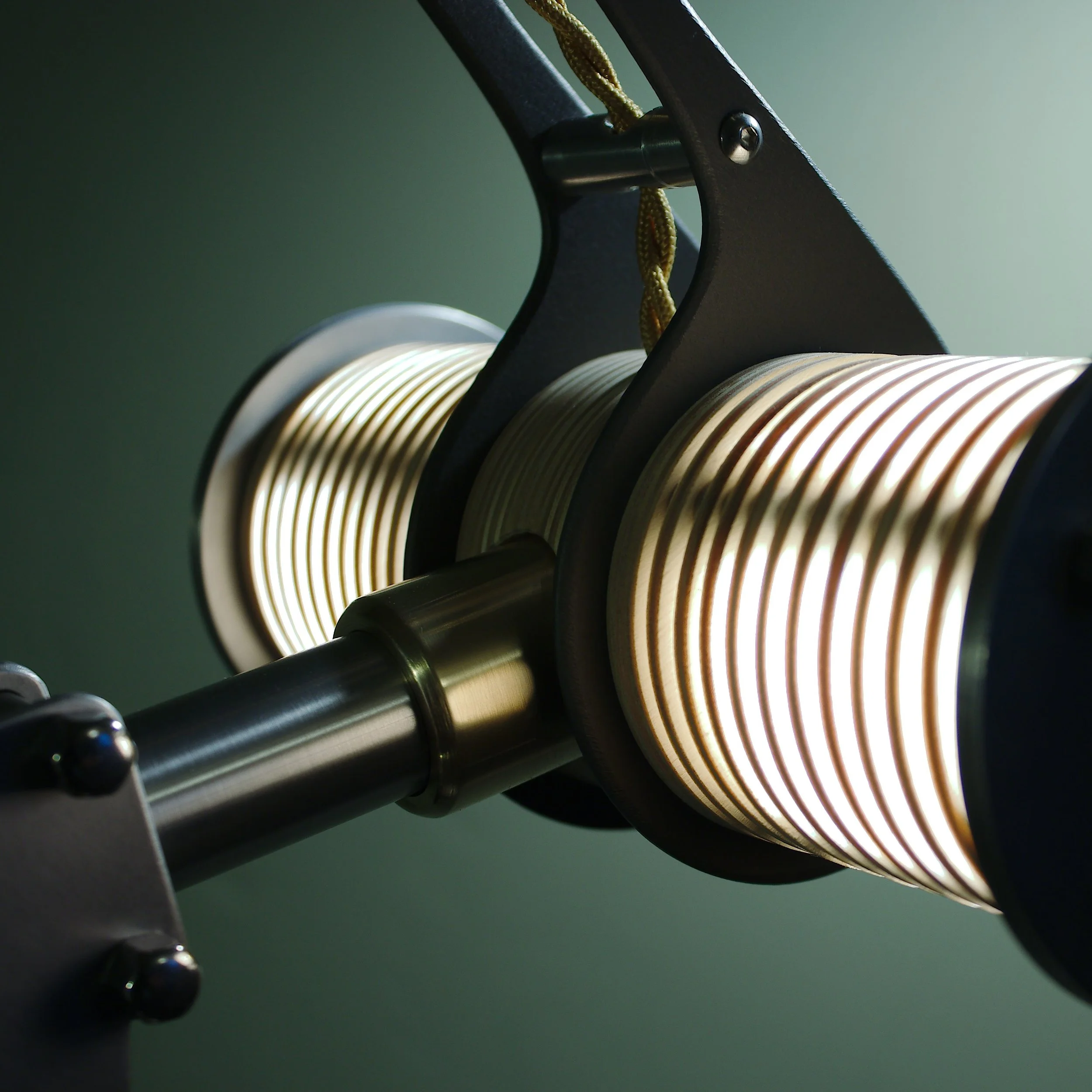 Duck mechanical sculptural floor lamp