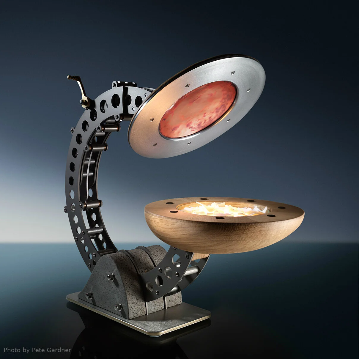 Clamshell Alchemist sculptural lamp