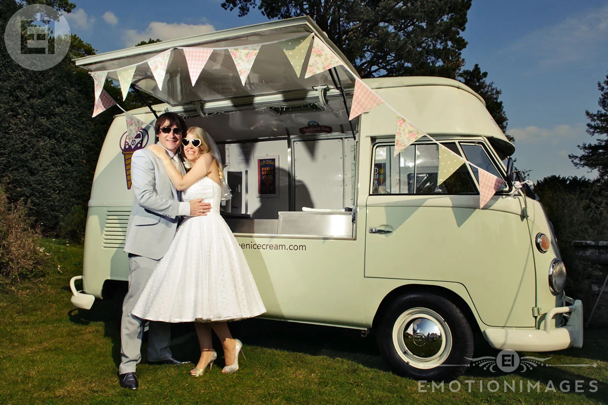 046_Vintage Wedding Photographer London_019.jpg