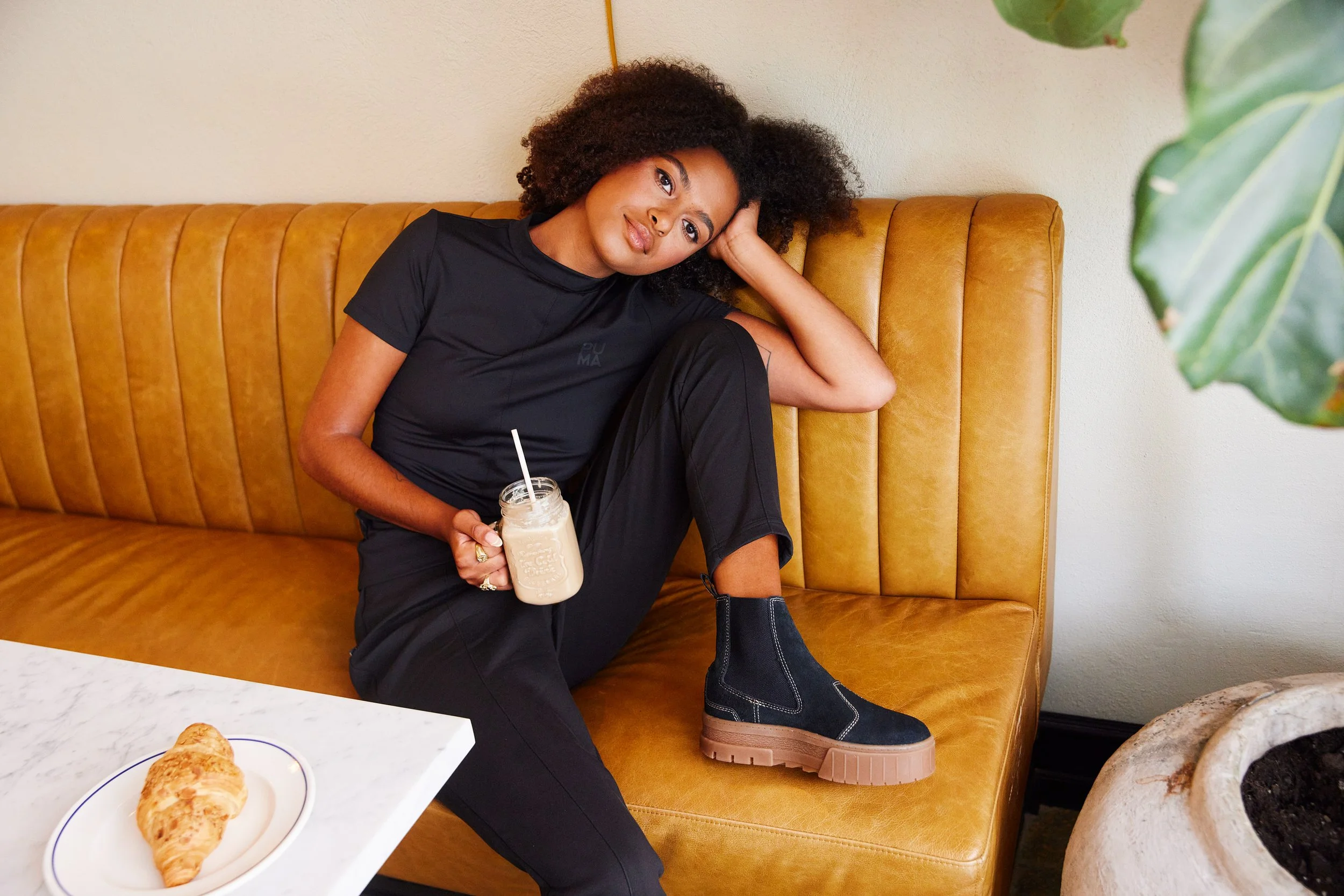 21AW_PNA_Ecom_Low-Key-Leisure_Womens_5_2.jpg