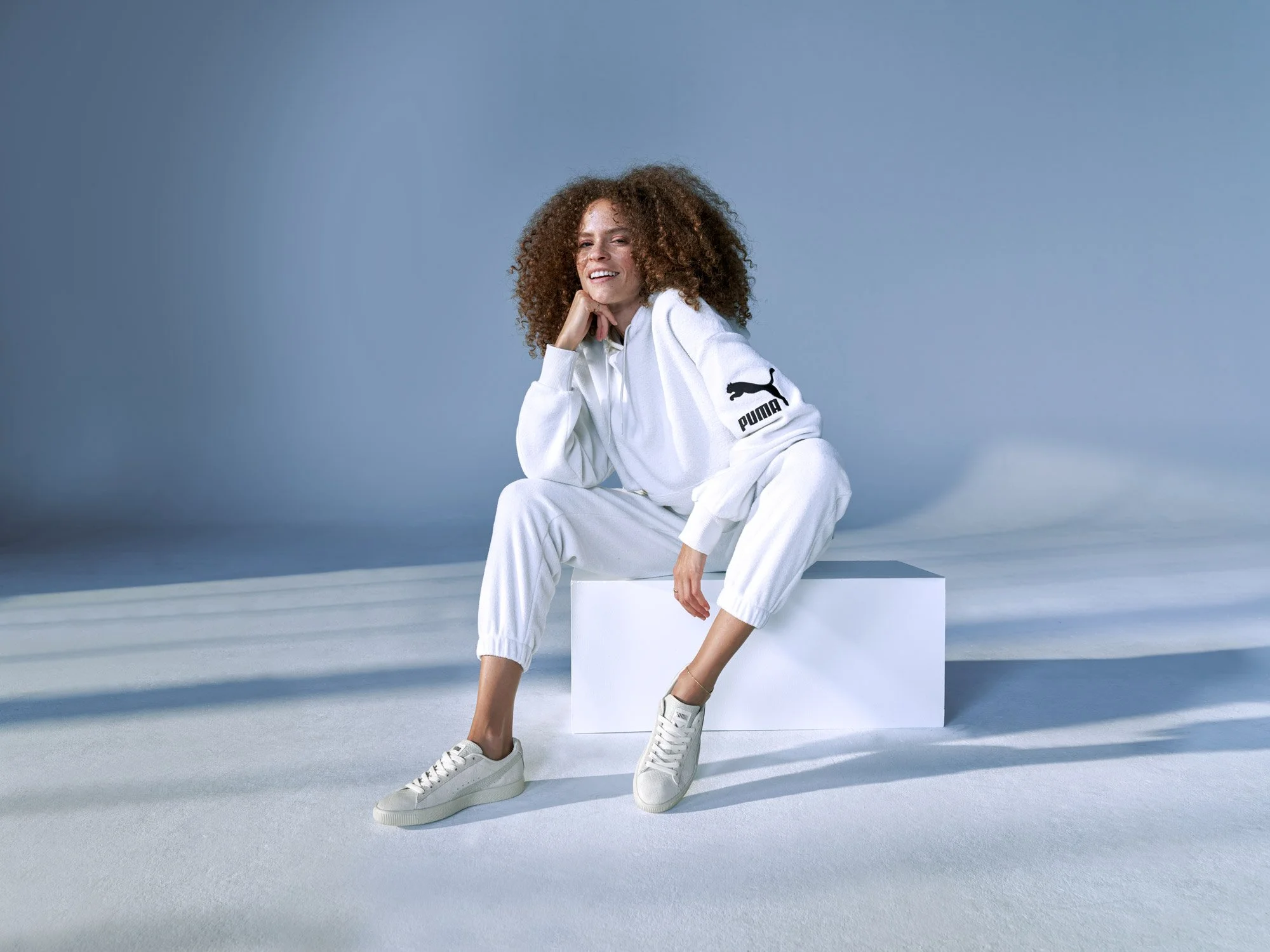20AW_Ecom_Womens_Look-21_09650.jpg