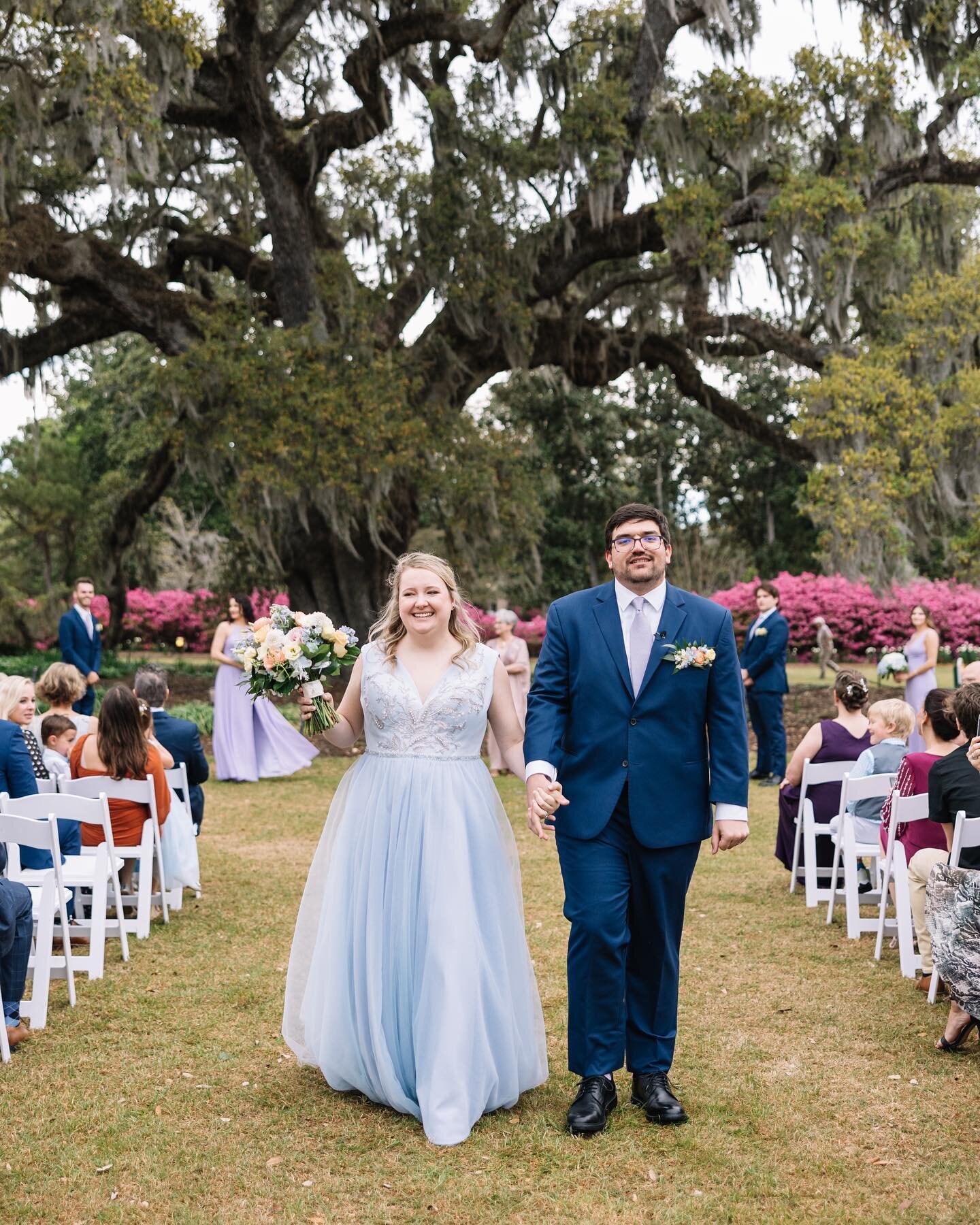 Spring weddings at Airlie Gardens are always magical 🌸 Congrats to these newly weds!

Photos by: Summer

Venue: @airliegardensweddings 
Planner: @slovesplanning 
Florist: @ecochicblossoms 
Dress: @navabride 
Hair/Makeup: @merakibeauty 

#airlieweddi