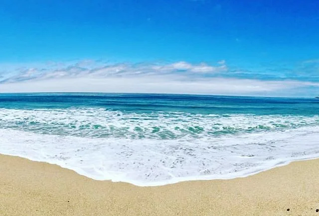 When life gets crazy, I tend to let go of the things that keep me sane - eating right, moving my body and SLEEP - who has time for all that, right?!
.
With this wild week of moving (we&rsquo;re making it official on Saturday 🙌🏼), I&rsquo;m committe