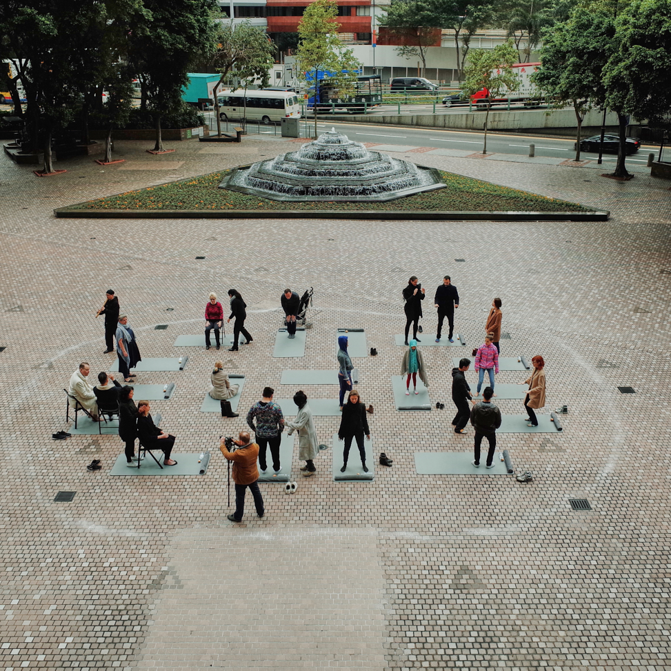 Friday 25 March 2016 Guided cleansing session led by multiple gurus, teachers and spiritual practitioners. Time: 12:00 - 13:00 Location: Outdoor plaza adjacent to Central Plaza water fountain, intersection of Harbour Road & Fleming Road, Wan Chai