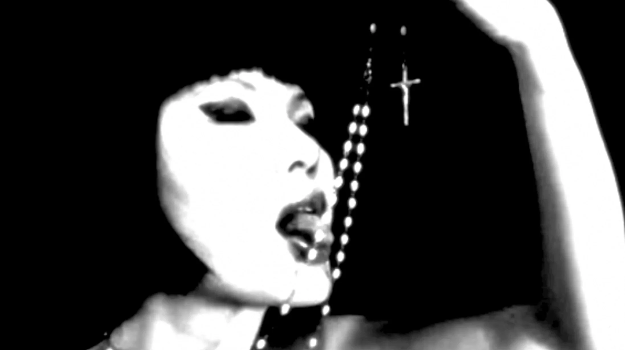 Still: Angela Su