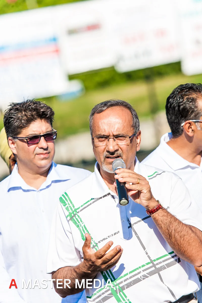 Hockey 2014 Day 1-1767.jpg