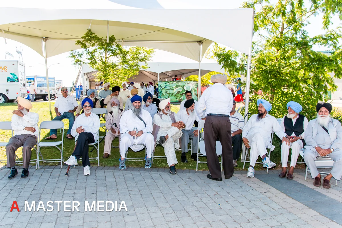 Hockey 2014 Day 1-6474.jpg