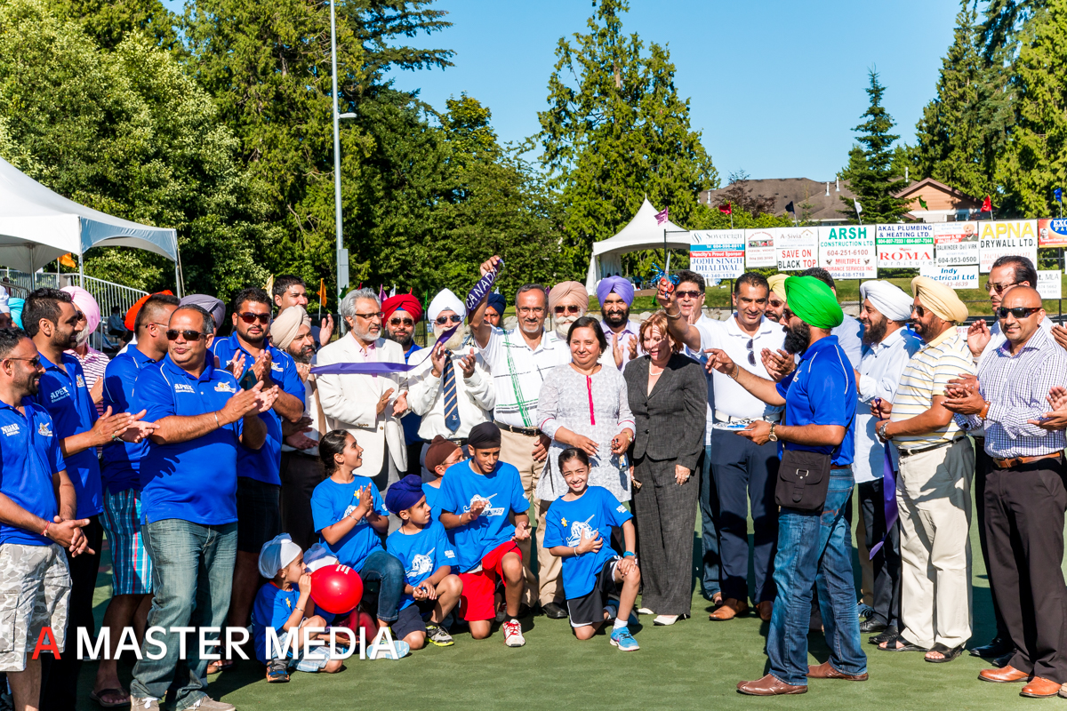 Hockey 2014 Day 1-6508.jpg