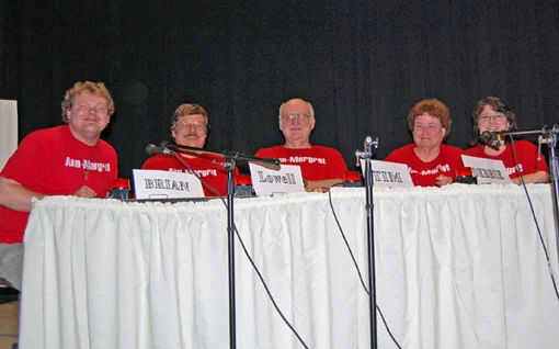  Last year's champions, team Ann-Margret, sponsored by Ferguson-Lee
prepare for their match against the Little Theatre Bedford team, another
former champion.