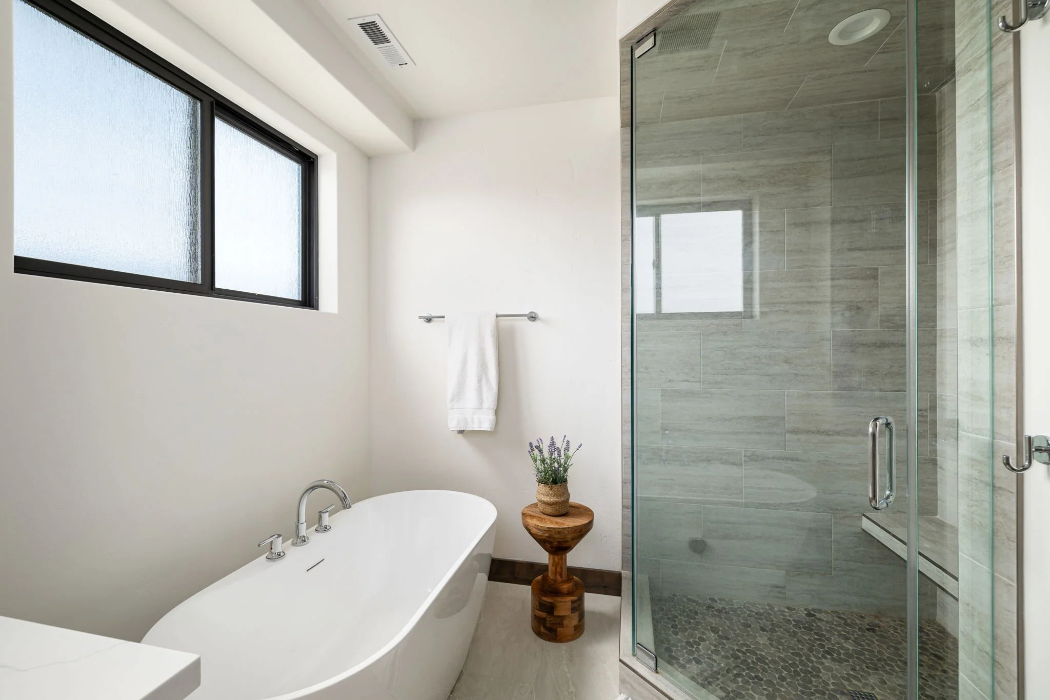 40-web-or-mls-2912 Portrush-22.jpg