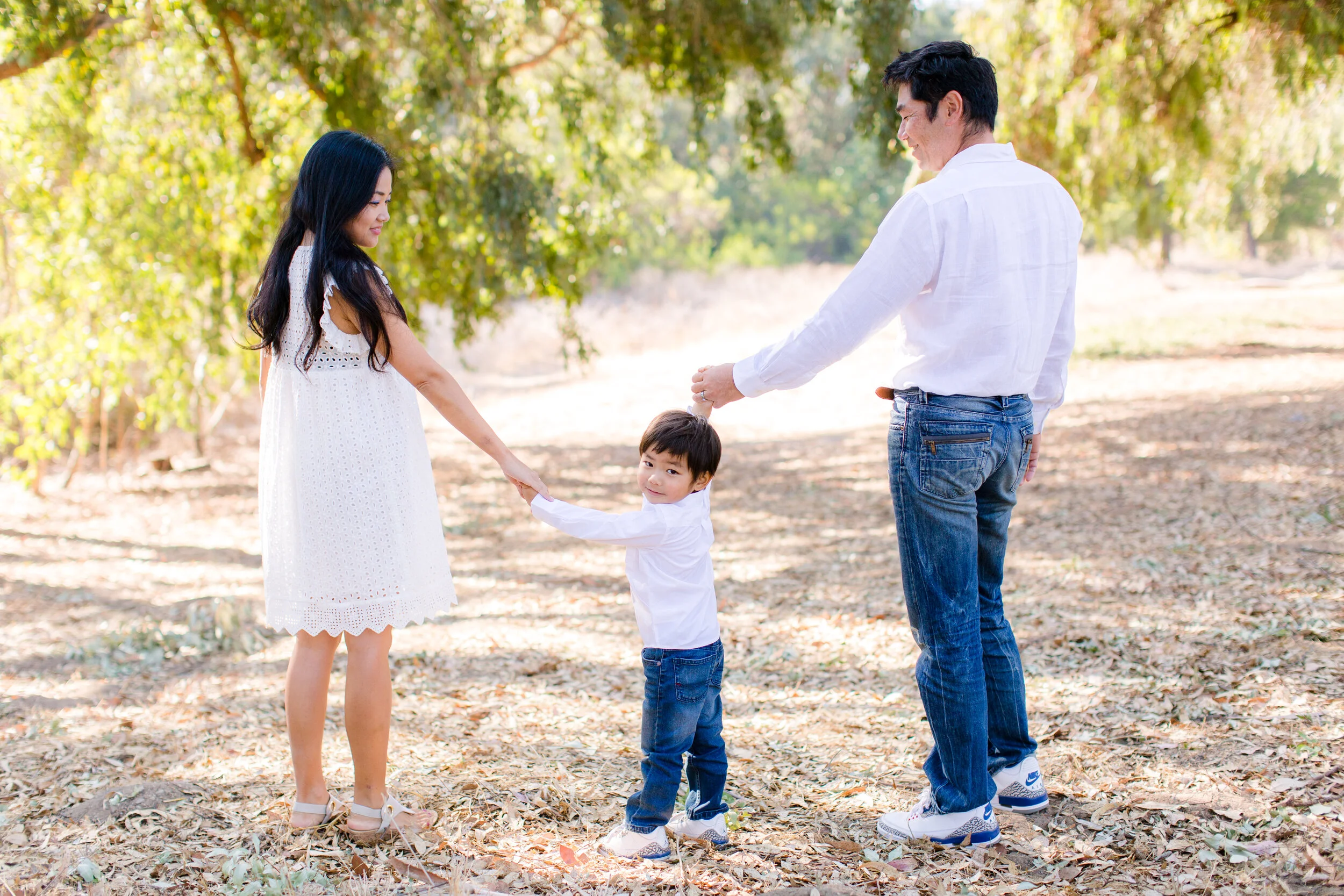 Fumiko Shiga_2020 Holiday Session_Mary Awshee Photography (27).jpg