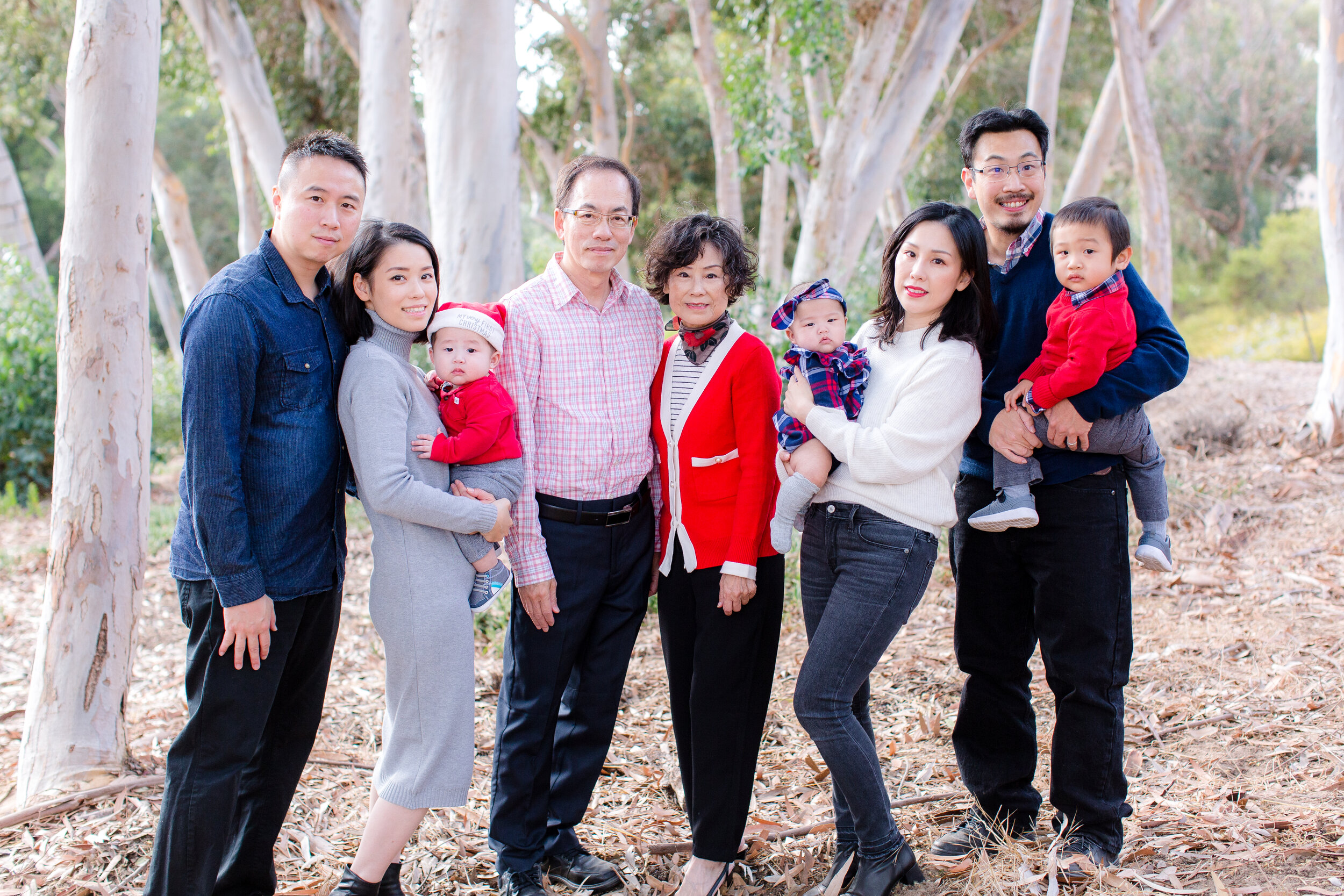 Vonne Yau_2020 Holiday Mini Sessoin_Mary Awshee Photography (50).jpg