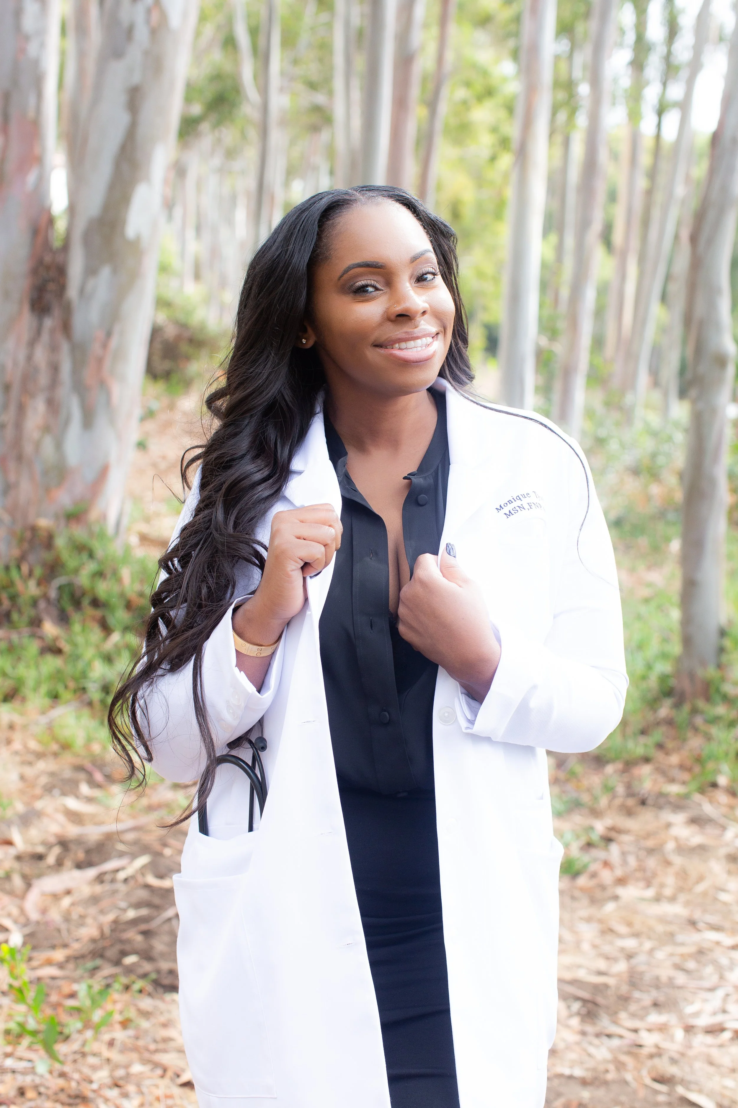 Monique Tyrell_Graduation Portraits_Mary Awshee Photography (1).jpg