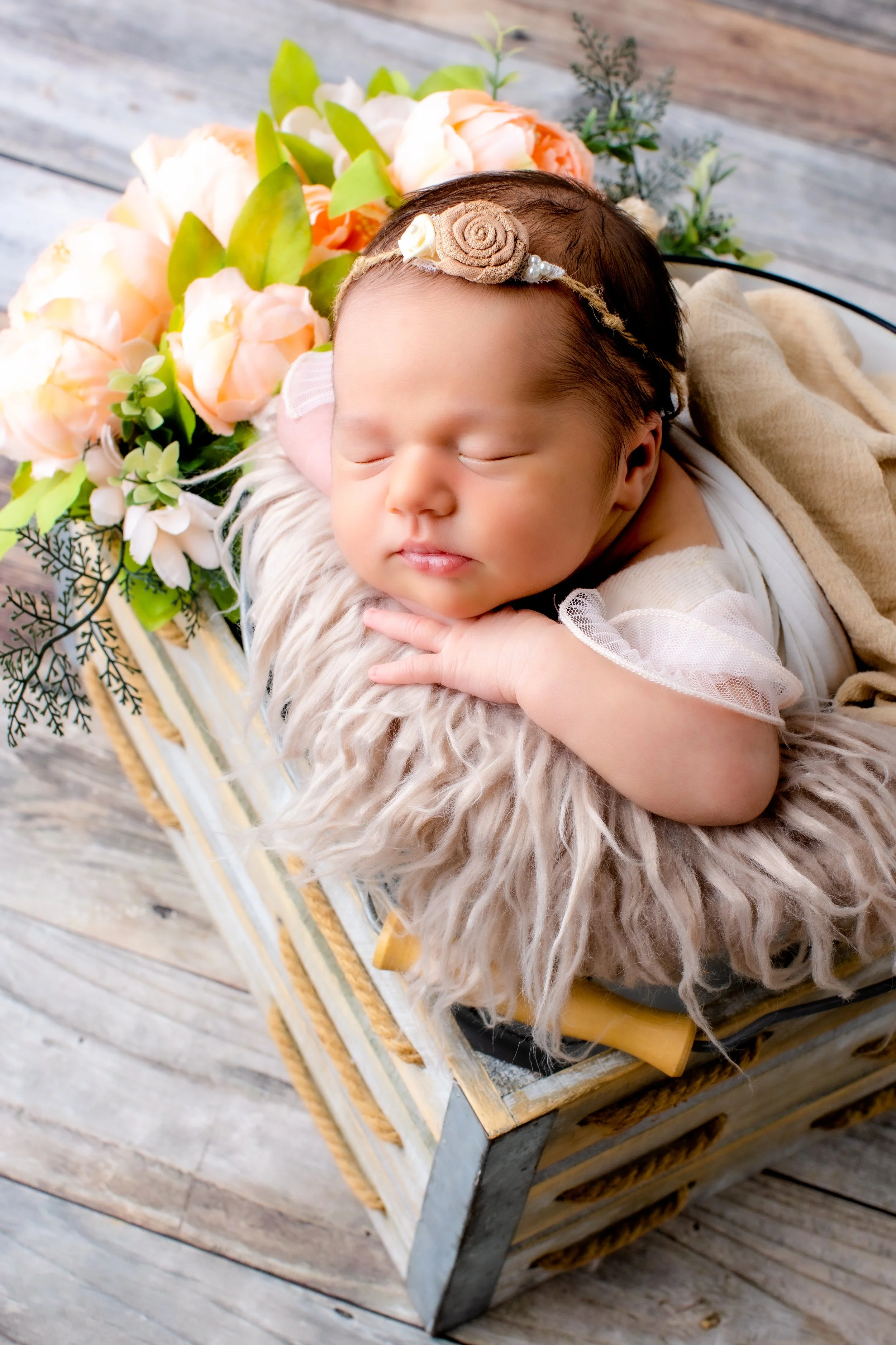 Josie Leinart_Newborn Session_Mary Awshee Photography (50).jpg
