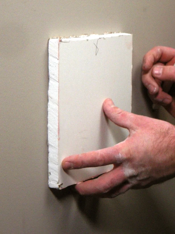 drywallholerepair0.jpg