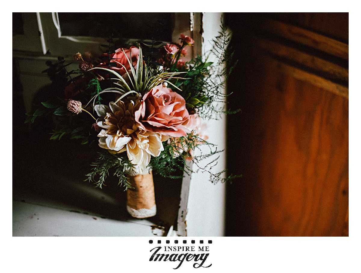 We loved Erin's gorgeous bridal bouquet. 