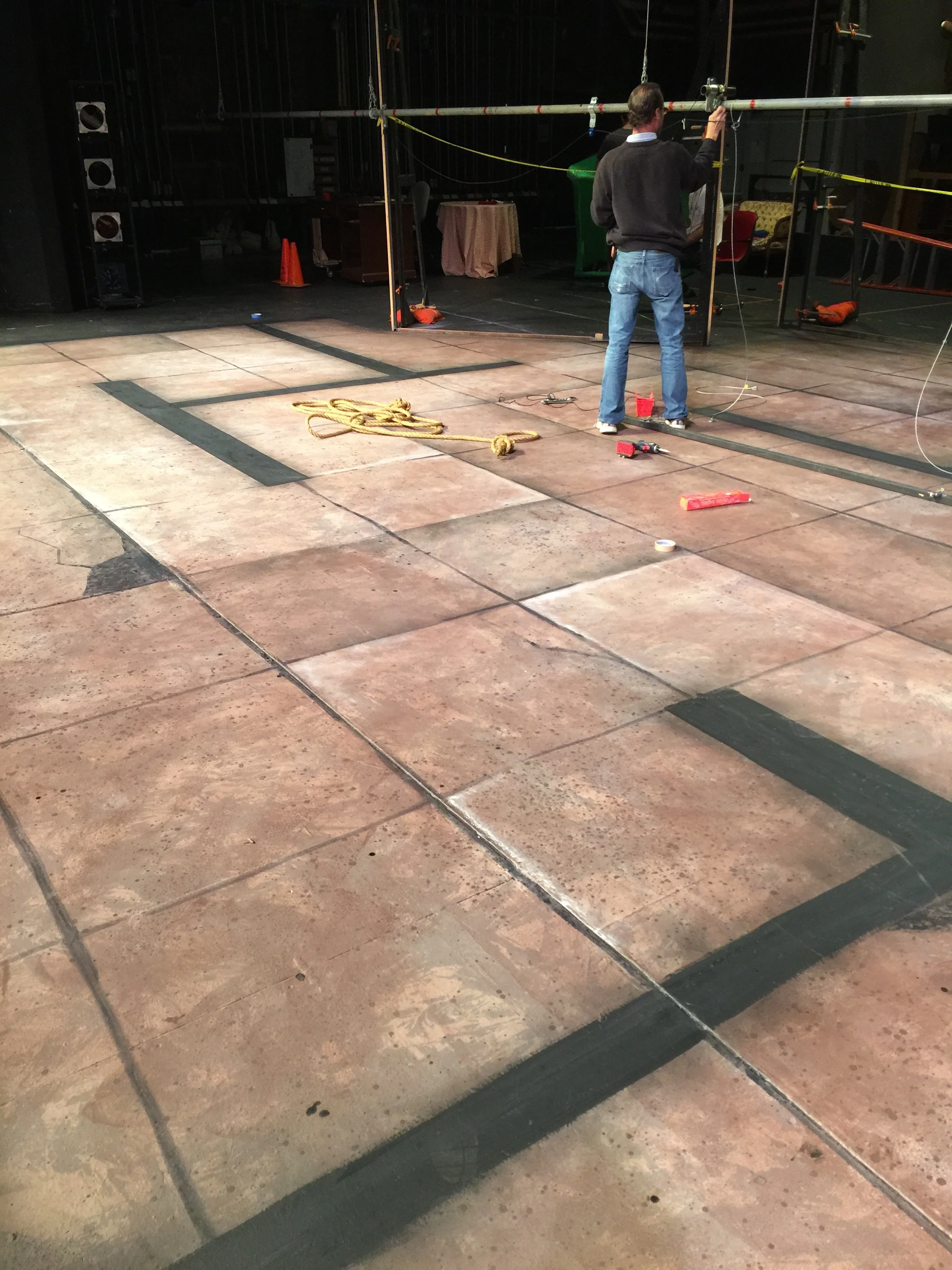 Dungeons and Dragons stage floor 