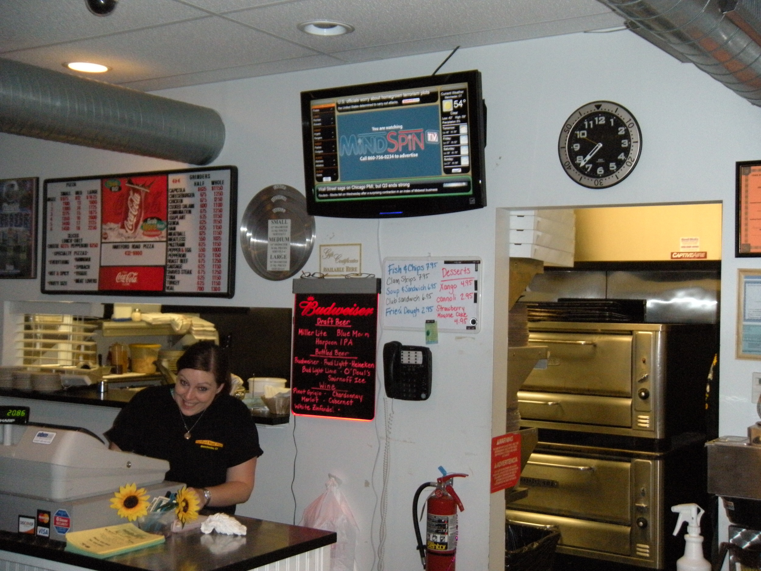 MSTV - Hartford Road Pizza - Manchester, CT.JPG