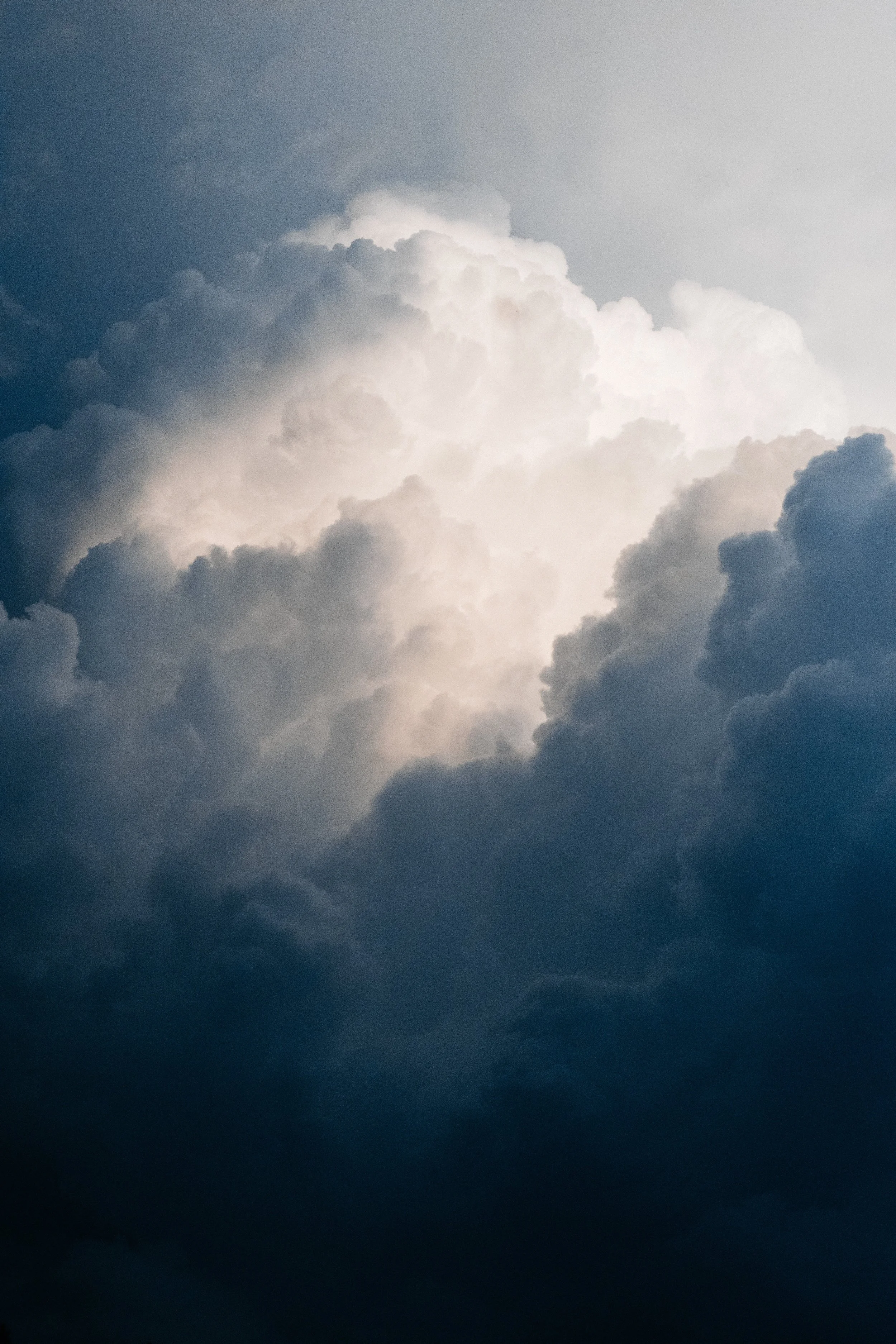 thunderstorm clouds upslpash.jpg