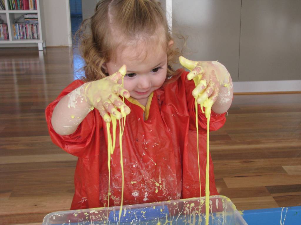 Playing-with-Gloop8.jpg