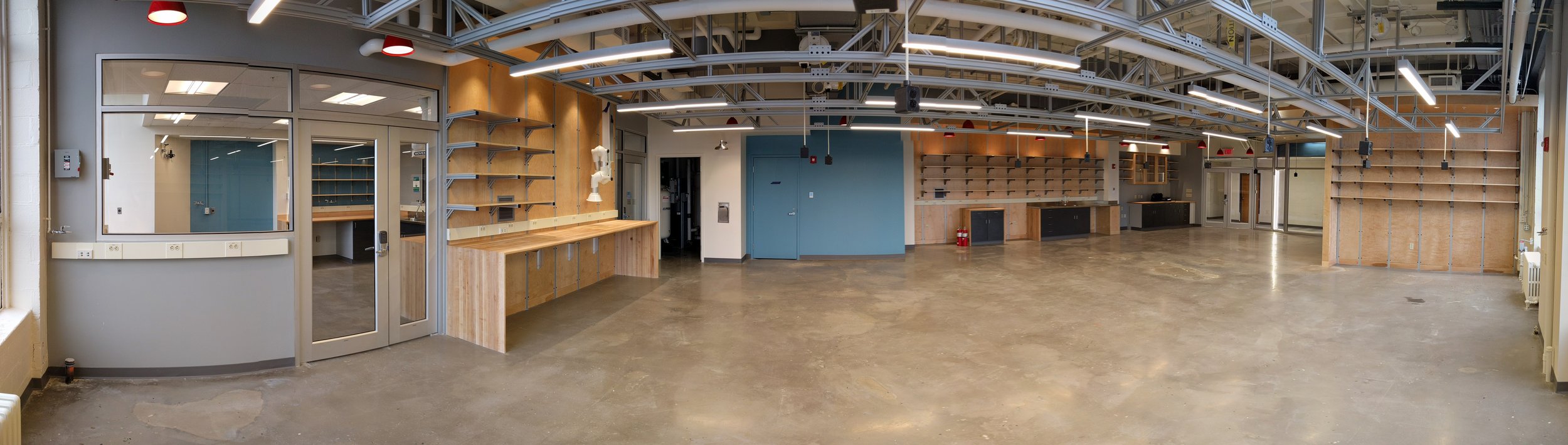 Panoramic of Main Lab