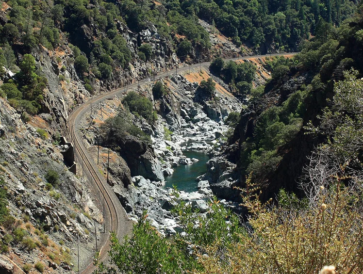 Sudden Fear - Train Ride West