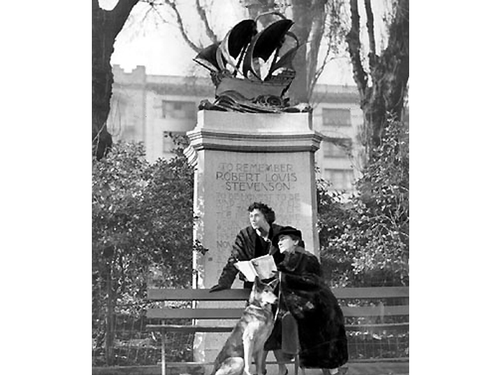 The Lady From Shanghai - On The Lam - Portsmouth Square
