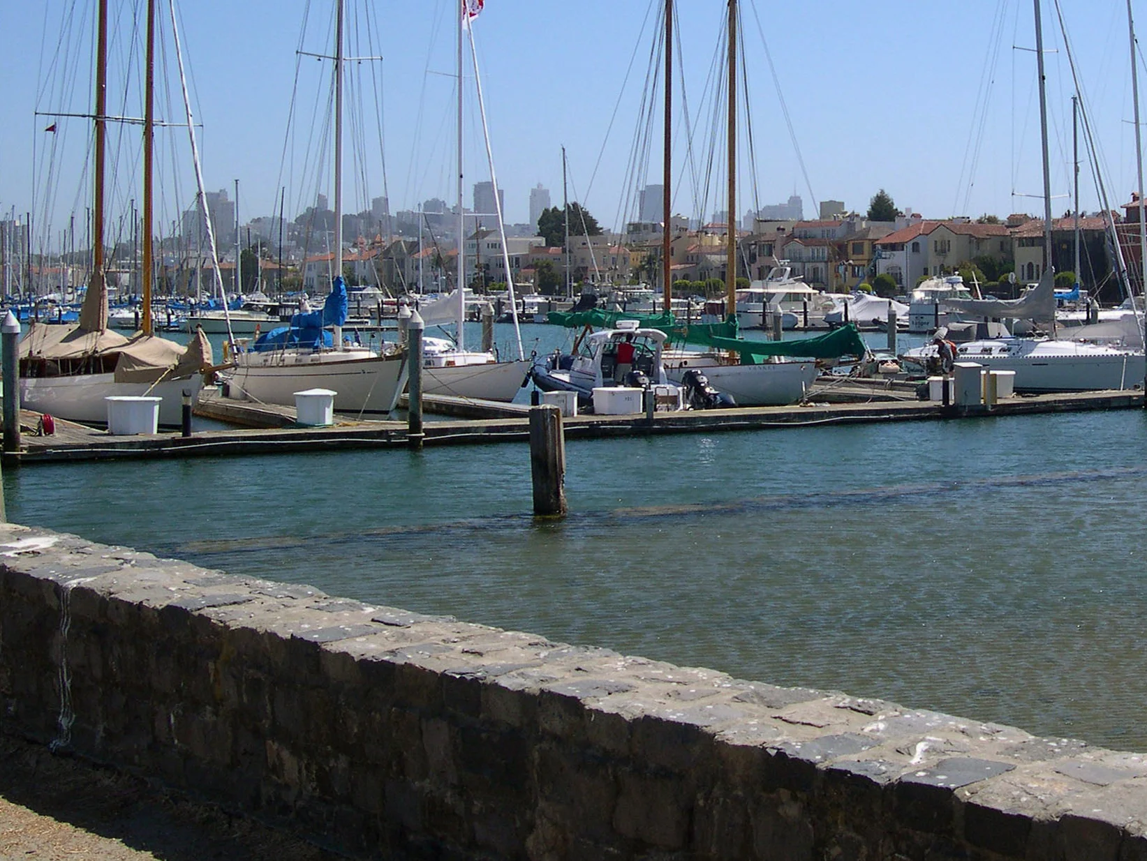 The House On Telegraph Hill - Yacht Harbor