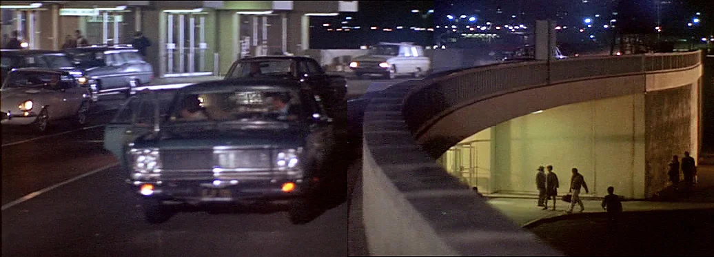 Bullitt - Showdown At The Airport