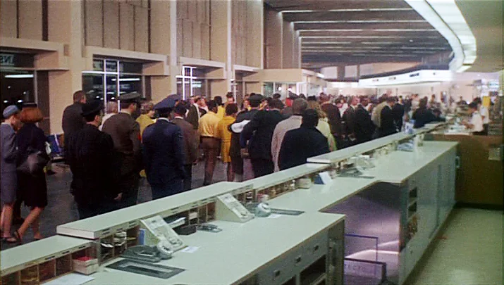 Bullitt - Showdown At The Airport