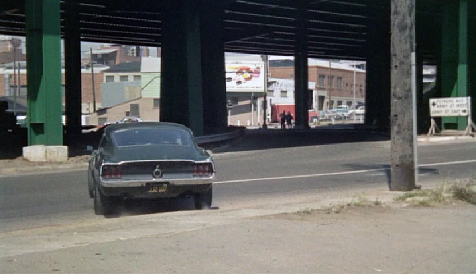 Bullitt - Car Wash (the car chase starts here)