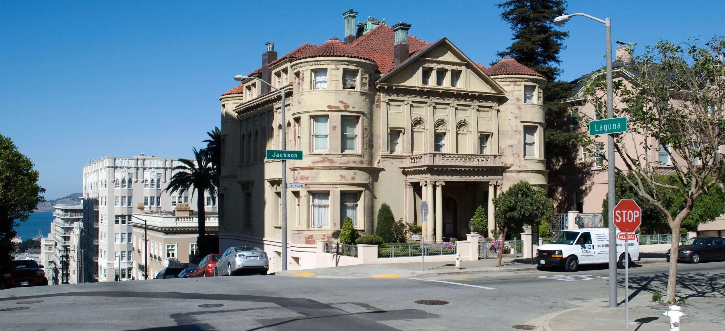 The Lineup - Sanders' Residence