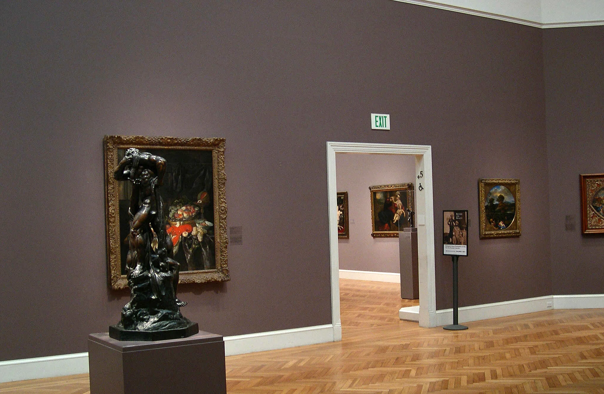 Vertigo - Art Gallery and The Portrait Of Carlotta