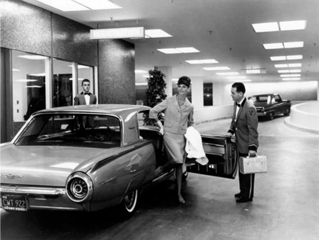 Petulia - Motel Check-in