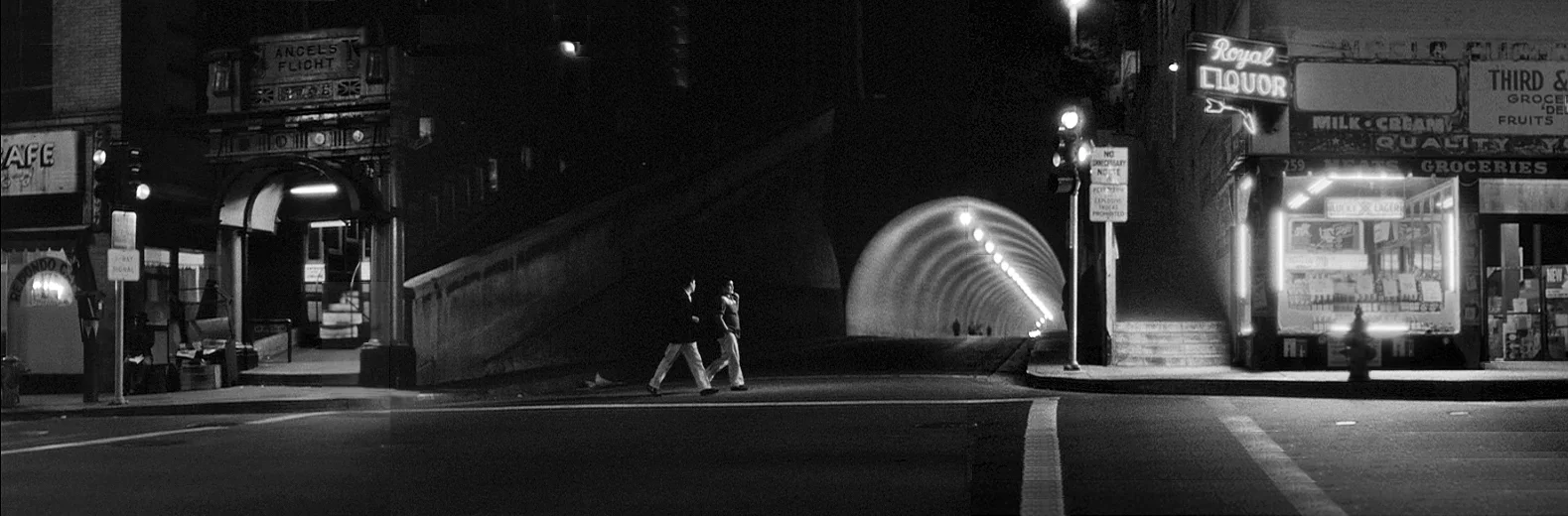 8 - tunnel 2.jpg