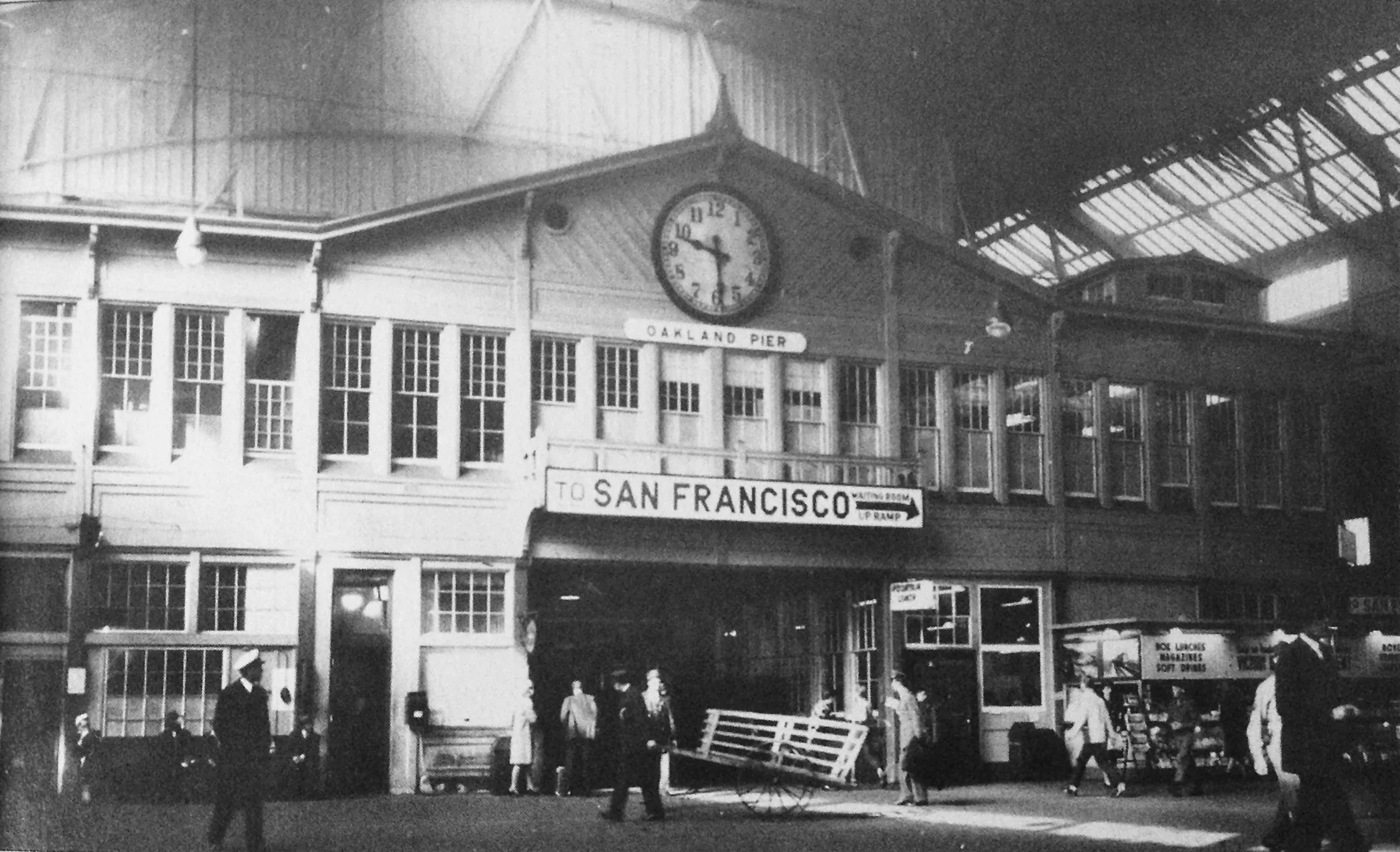 2 - oakland mole c 1940s.jpg