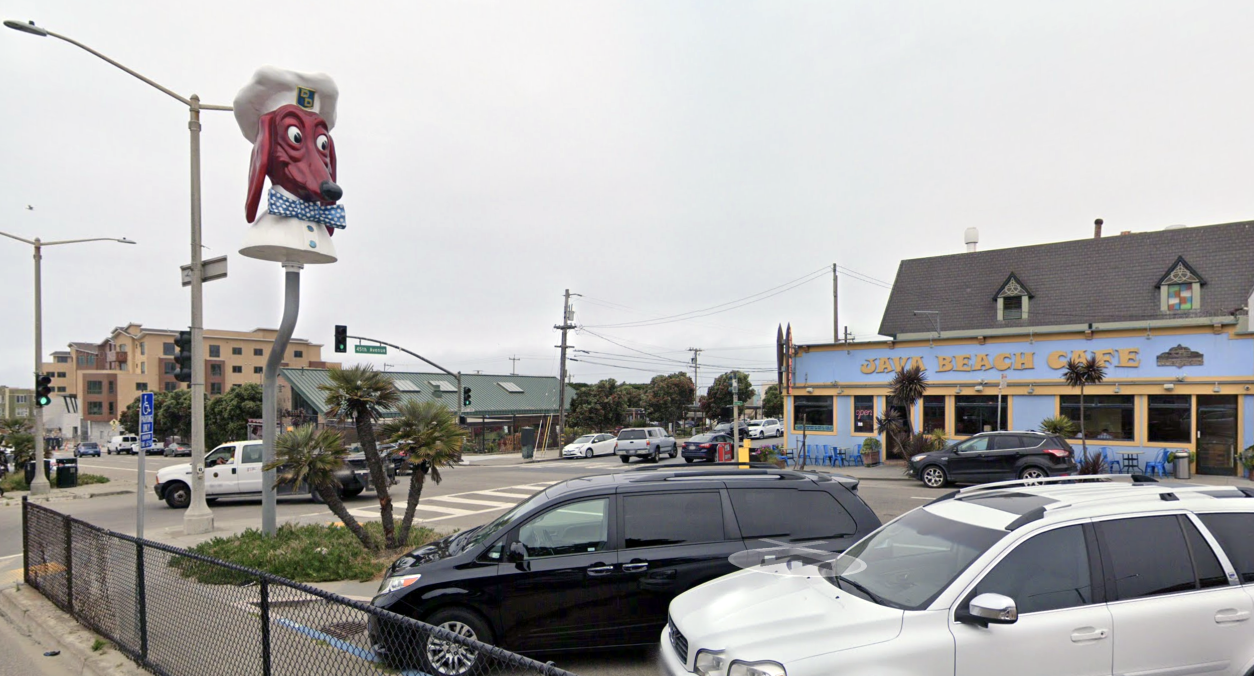 4 - doggie diner head.png