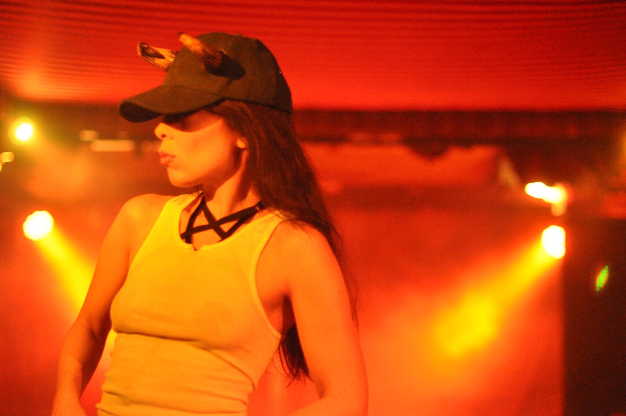 Annie performing with Bootleg Bombshells at the Townhouse, Venice. Photo by Lulu Mon Dieu.
